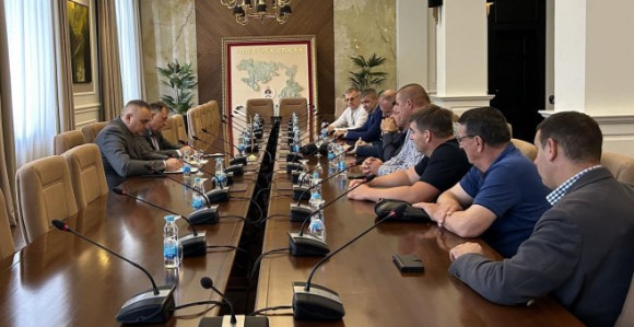 Dodik: Strpite se do kraja avgusta, stiže rata kredita u julu od 300 miliona KM (VIDEO)