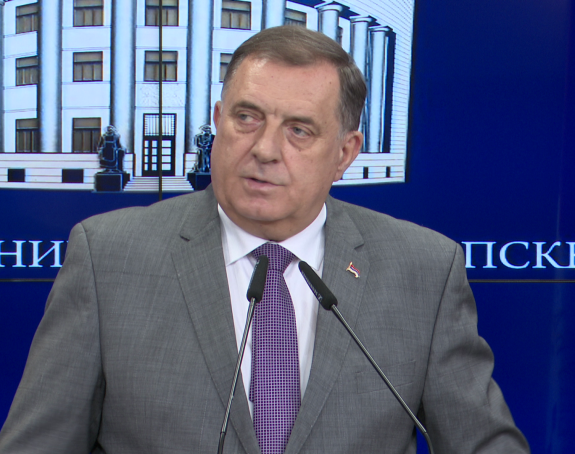 Dodikova nemoć: Na izbore ipak, po Šmitovom zakonu