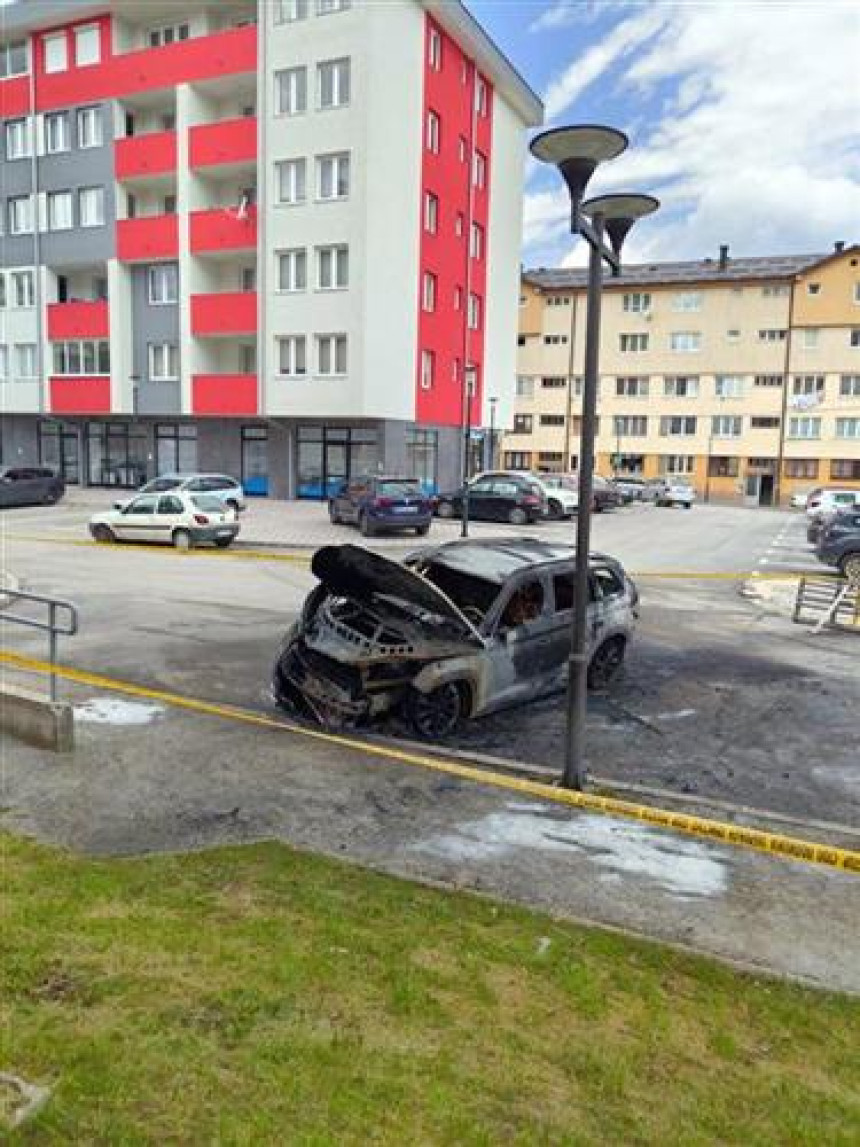 Ухапшена једна особа због паљења аутомобила