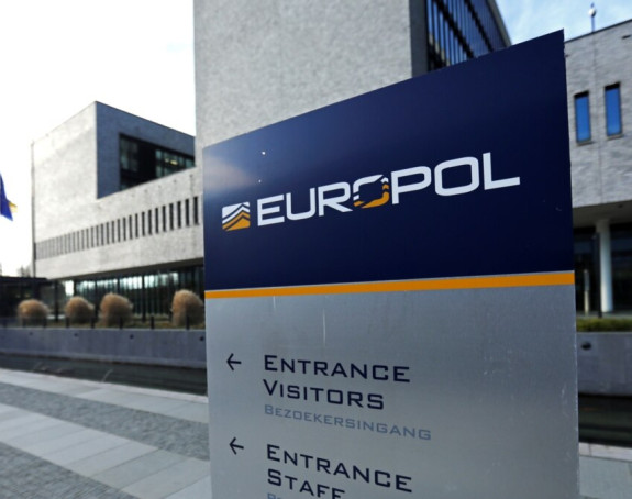 Evropol: Uhapšeno 13 kradljivaca luksuznih automobila