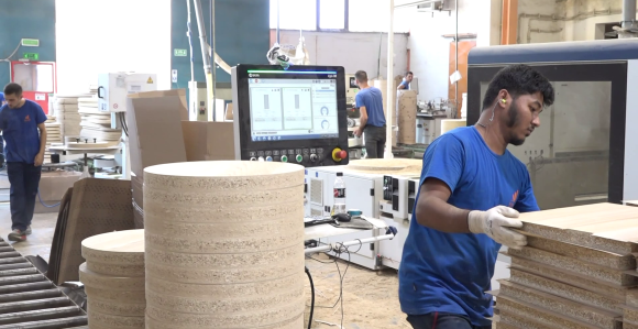 Naši radnici odlaze, a stranci dolaze: 929 dozvola izdato