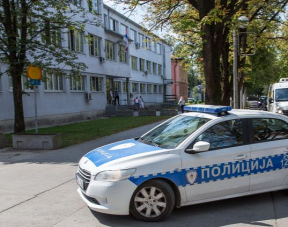 Trinaestogodišnji učenik u Prijedoru donio bombu u školu