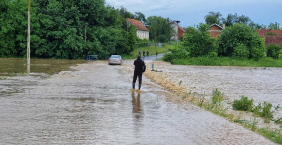 Nevrijeme napravilo haos u Hrvatskoj: Nastradala žena