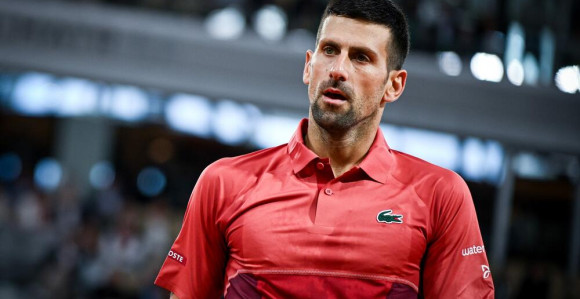 Prva fotografija Novaka Đokovića poslije operacije