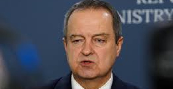 Dvadesetogodišnjak ubio oca, baku i djeda