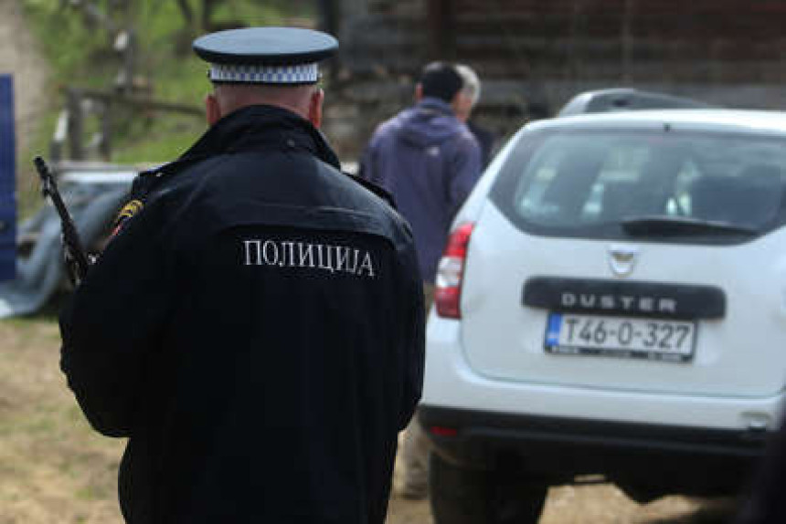 У Бањалуци шест особа ухапшено, напали полицајце