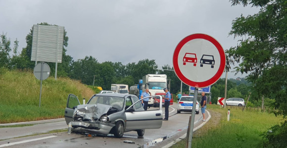 Težak udes kod Prnjavora, poginula jedna žena