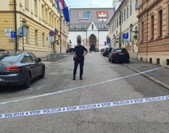 Životno ugrožen muškarac koji se zapalio ispred zgrade vlade u ZG