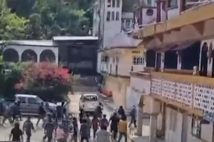 Grad na jugu Meksika raseljen zbog nasilja narko bandi