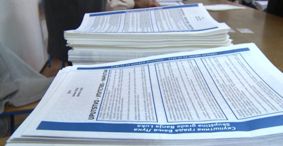 Ti meni donaciju, ja tebi tender: Kako stranke troše javni novac?