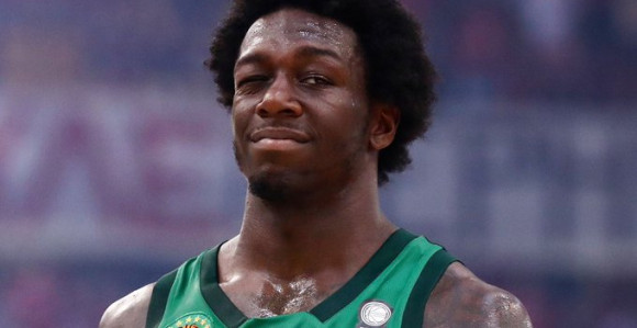 Amerikanac u duelu ostao bez zuba (FOTO)