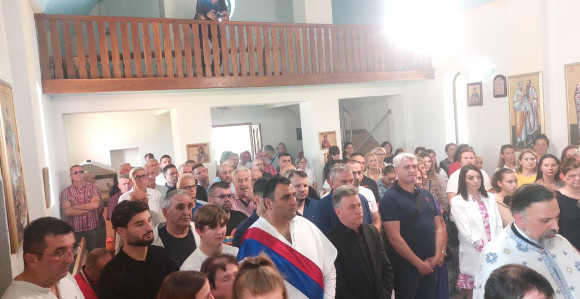 Hram u Sanskom Mostu mjesto okupljanja raseljenih Srba