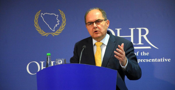 Šmit otkrio da je nekada bio prijatelj sa Dodikom