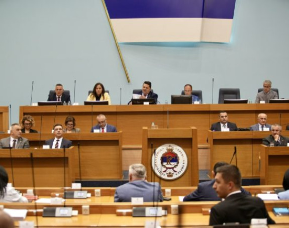 Političari zarad funkcije mijenjaju i nacionalnost