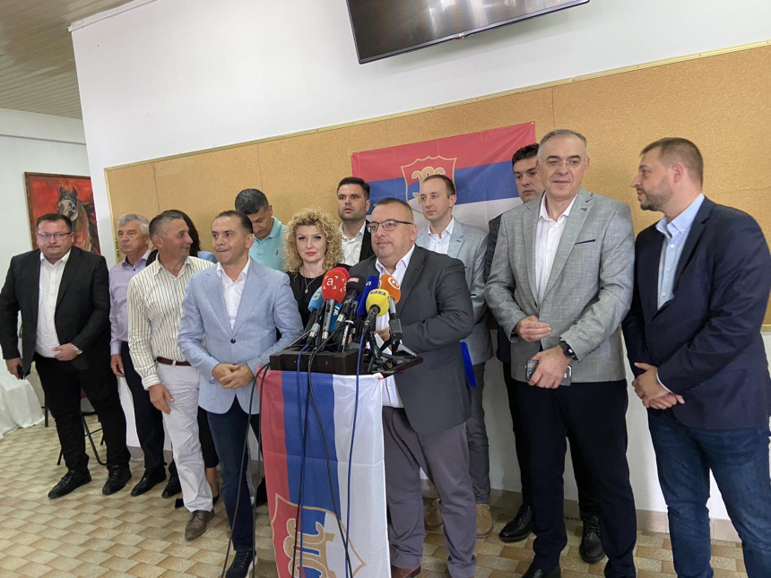 Glavni odbor SDS: Nastavljamo borbu za 9. januar!