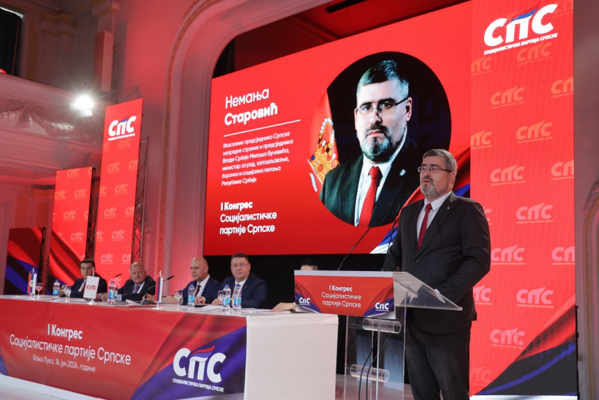 Starović u ime SNS-a na Kongresu SPS-a