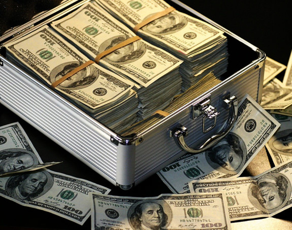 Posle 34 godine naslediće milion dolara sa penzionog računa bivšeg dečka!