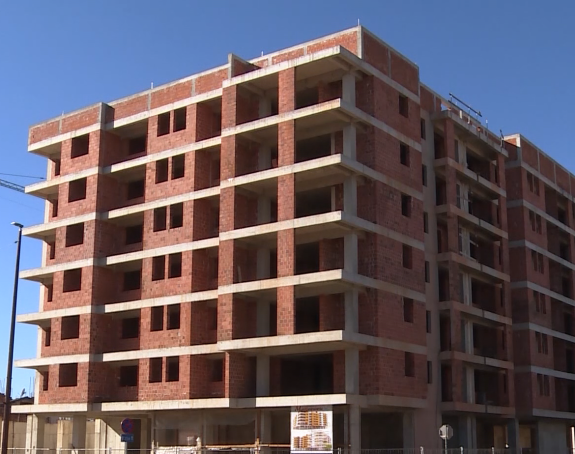 Има ли новца за станове младих брачних парова?