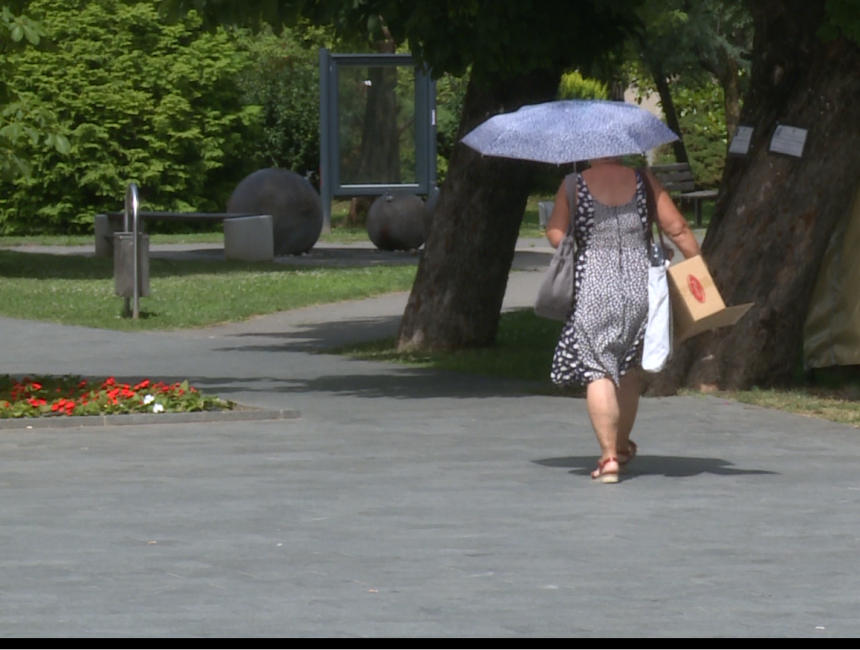 Paklene vrućine, u Banjaluci, vanredno zbog nestašice vode