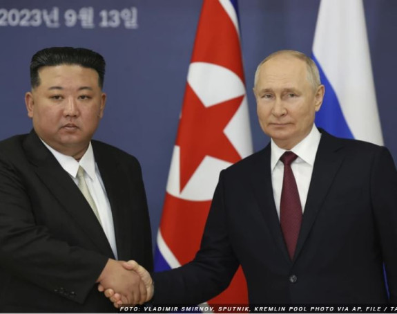 Putin i Kim Džong Un počeli razgovore u Pjongjangu