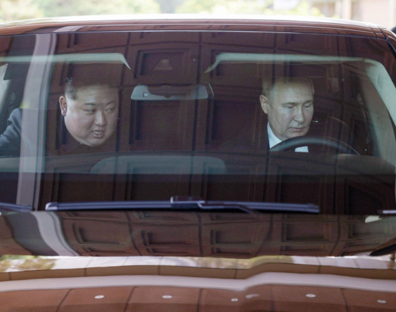 Putin dao luksuzni poklon Kim Džong Unu (VIDEO)