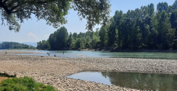 Tijelo djevojčice nije pronađeno, večeras trebalo da slavi maturu...