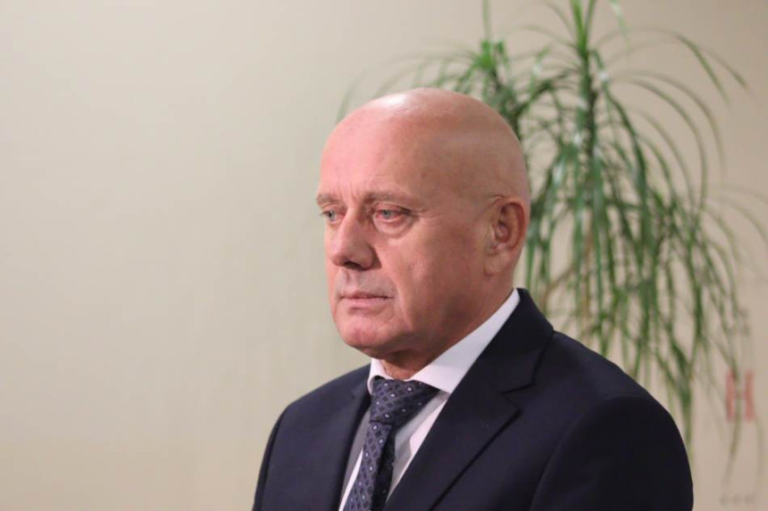 "Da li je budžet rezervisan samo za potomke dezertera?"