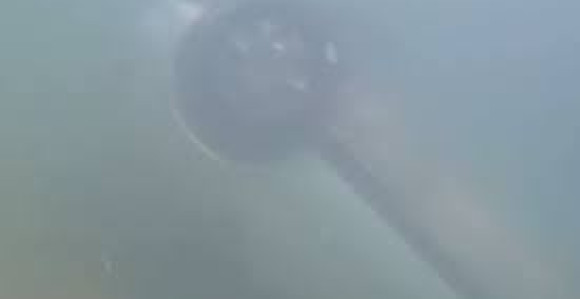 Nezgoda u Jajcu: Automobil sletio u vodu (VIDEO)