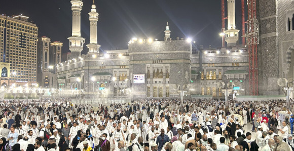Broj umrlih na hadžu povećan na više od 1.300