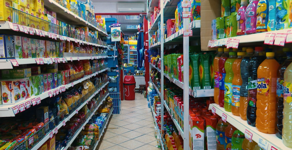 Padaju cijene goriva, ali ne i cijene namirnica