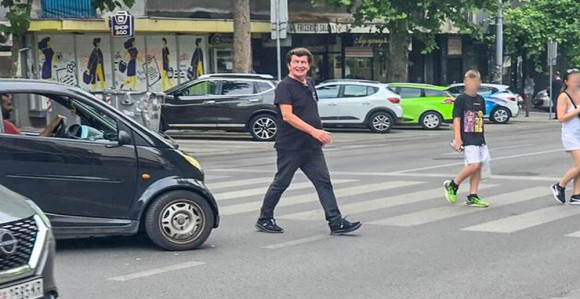 Paparaco: Zbog Bajage vozači svirali iz automobila