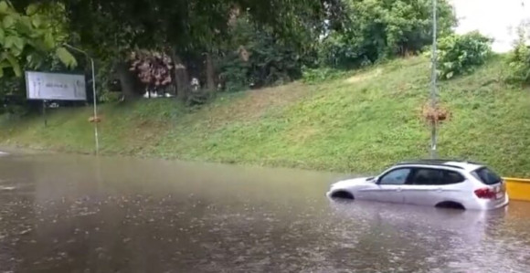 Nevrijeme pogodilo Prijedor, izlile se bujične vode