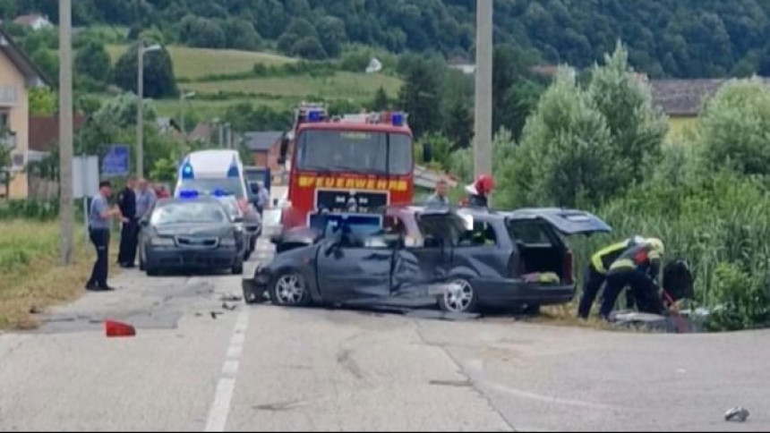 Stravična nesreća u Bihaću: Poginule dvije osobe