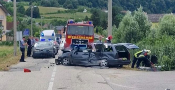 Stravična nesreća u Bihaću: Poginule dvije osobe
