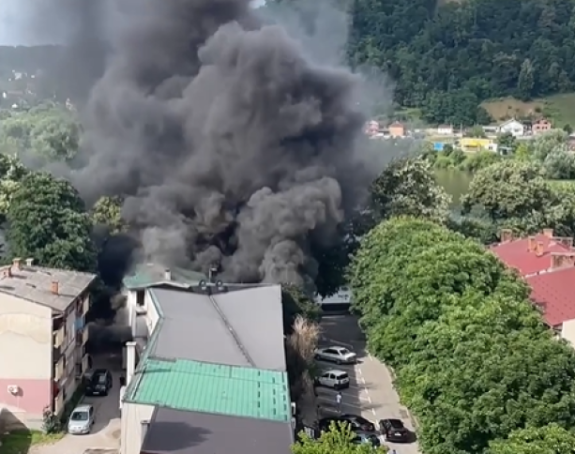 Detalji požara: Unio kantu benzina u kafić i zapalio ga