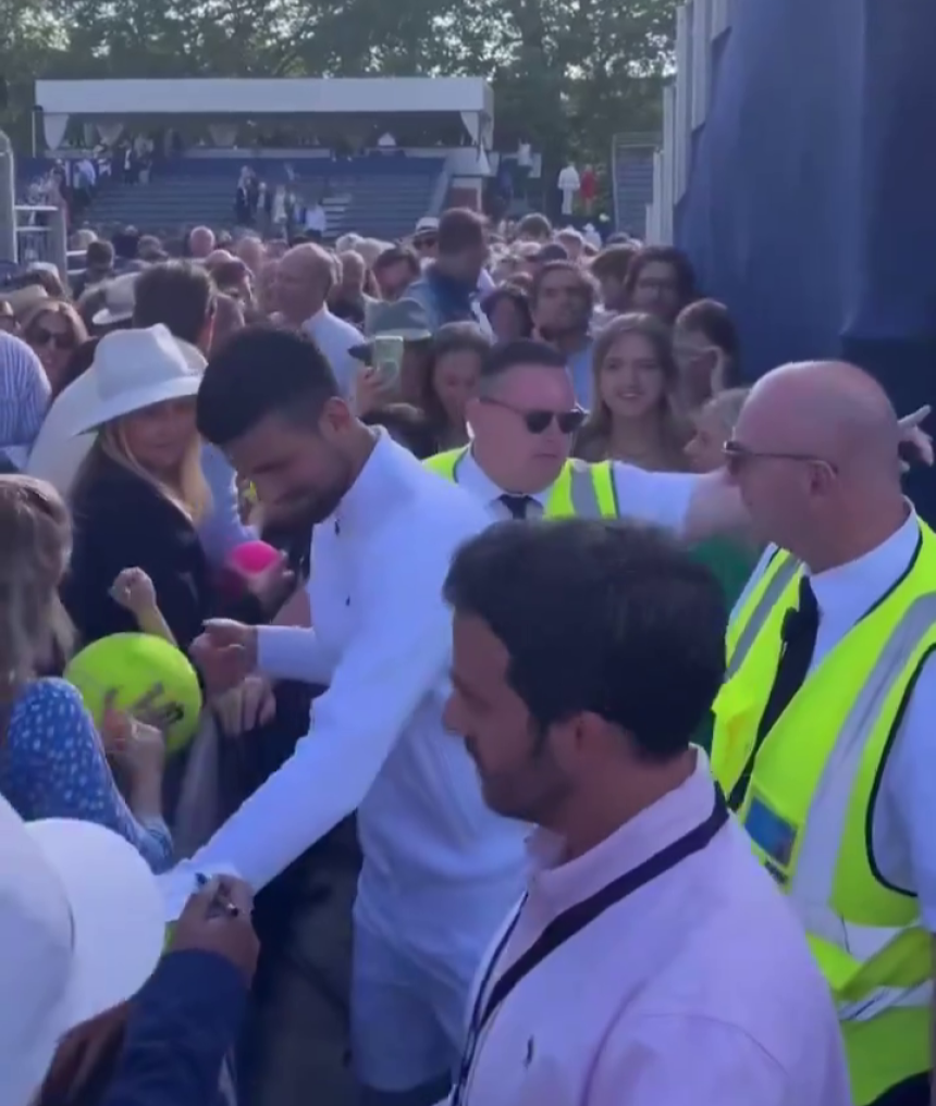 Navijači napravili haos zbog Noleta na Vimbldonu (VIDEO)