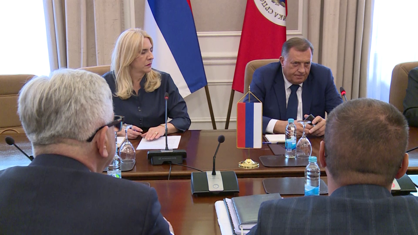 Dok ste poslušnici SNSD-a bićete na funkciji ili ide smjena
