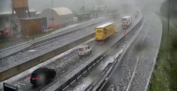 Olujne ćelije stigle u Sloveniji i kreću se prema BiH