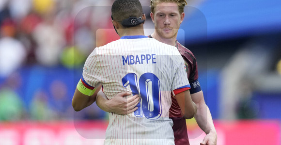 Fudbaleri Francuske plasirali se u četvrtfinale EP