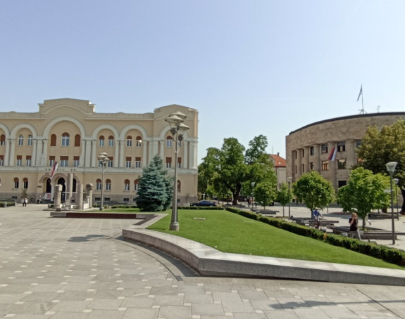 У првом дијелу дана сунчано, послије подне наоблачење