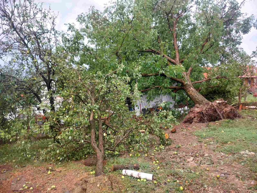 Kozarska Dubica: Normalizacija stanja nakon nevremena