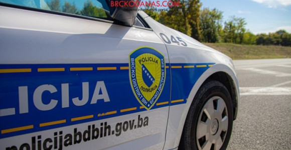 Dvije žene povrijeđene dok su prelazile ulicu