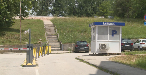 Promašen projekat: Budžet bez prihoda, a građani bez parkinga
