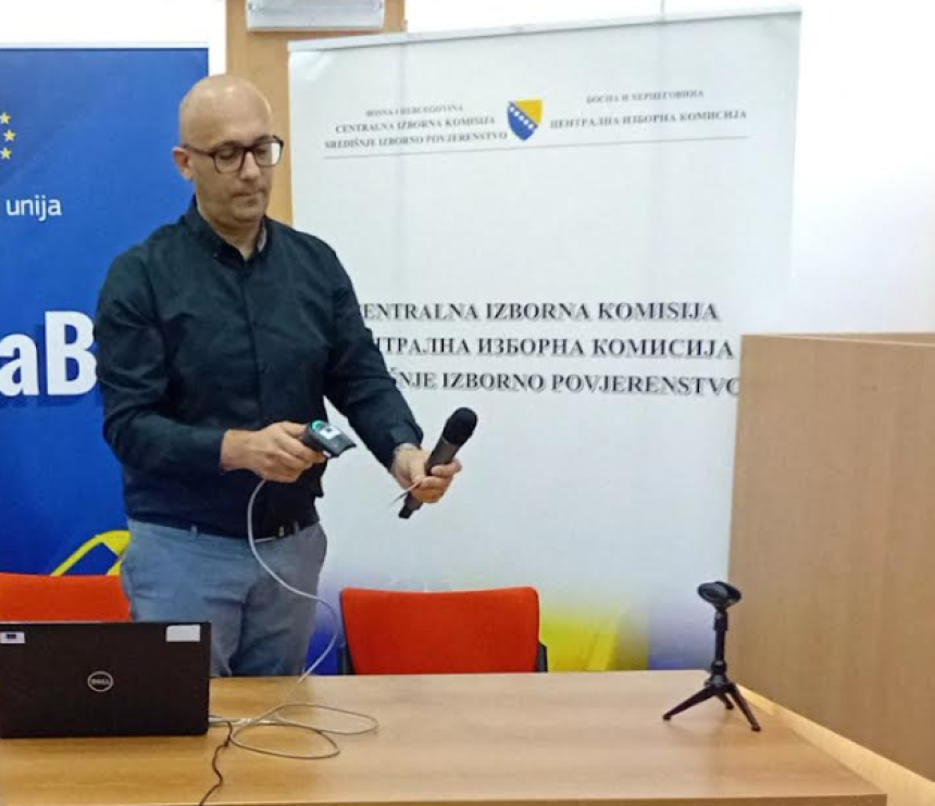 CIK: Predstavljena oprema za pilot projekat za izbore
