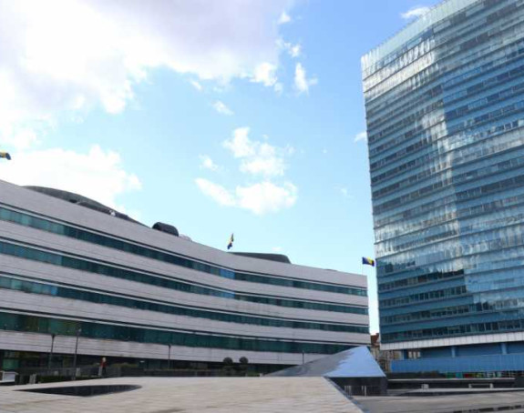 Povećane dnevnice za službena putovanja političara