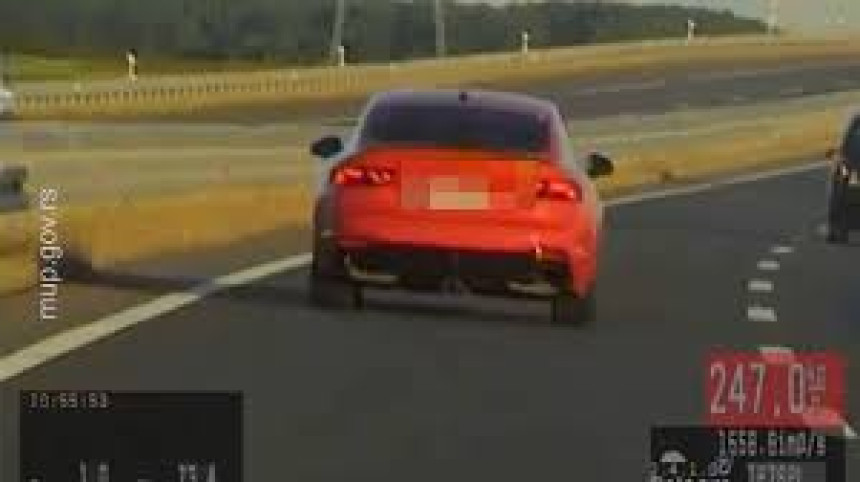 Vozio 246 km/h, zaustavio ga presretač (VIDEO)