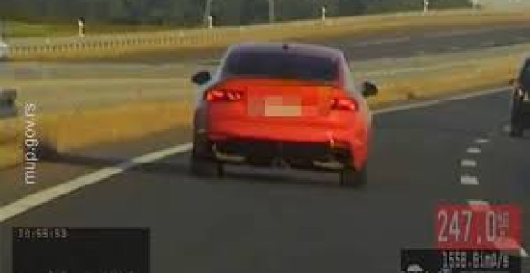 Vozio 246 km/h, zaustavio ga presretač (VIDEO)