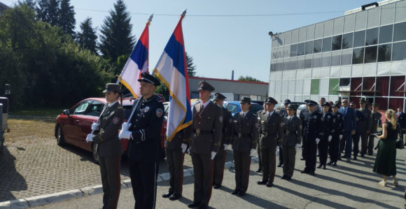Амбасада Србије у Сарајеву: Ово није војска, ово су кадети војне и полицијске академије Србије