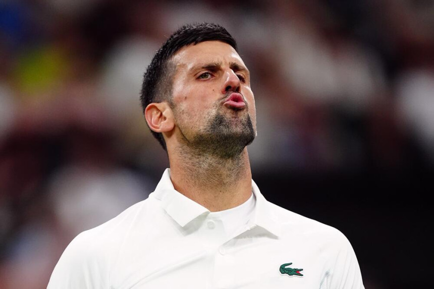 Novak u četvrtfinalu Vimbldona, sljedeći je Aleks de Minor