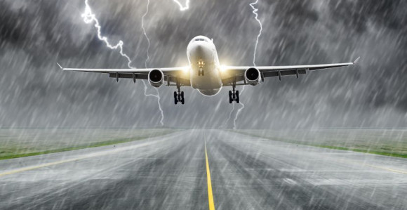 Grom udario u avion! "To je bio let iz pakla"